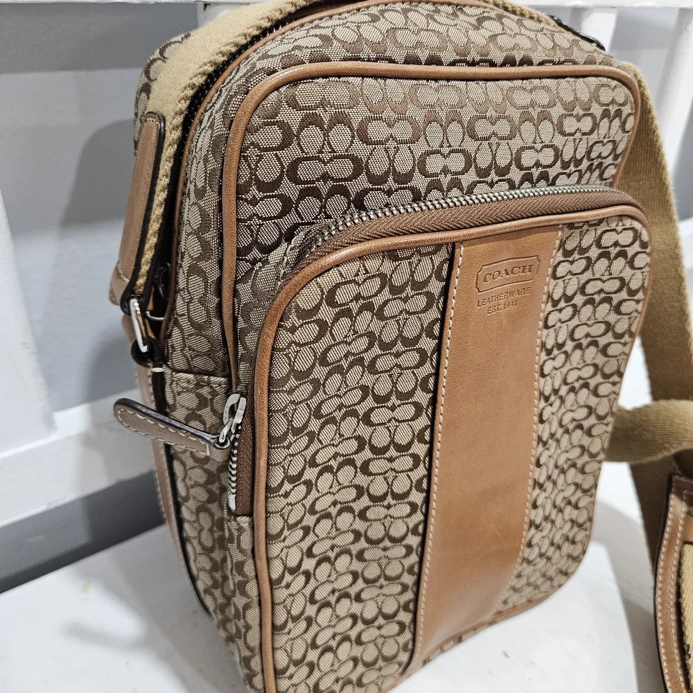 Coach Signature Mini C Camera/Sling Adjustable Bag Unisex Canvas & Leather